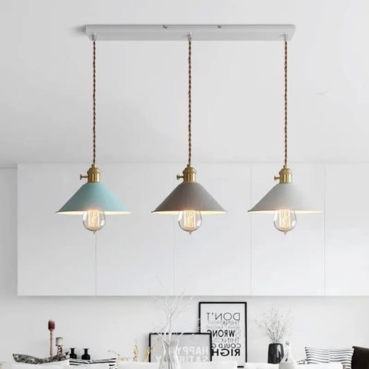Modern Chandeliers Macaron Colorful Creative 3 Heads Metal Pendant Light Restaurant/Home Kitchen Island Indoor Lighting Fixtures